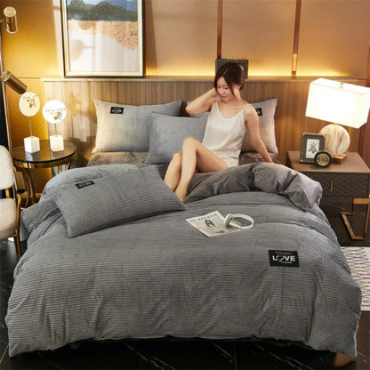 5in1 Duvet Bedsheet Set QUEEN 1 Fitted Sheet, 1 Duvet Filler, 1 Duvet Cover, 2 Pillowcases