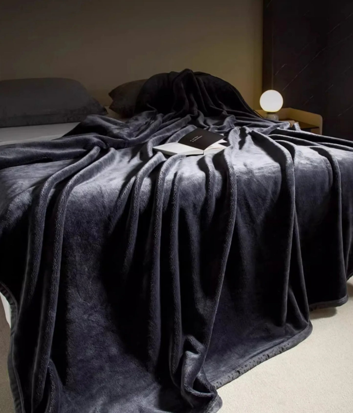Modern Plaid Fleece Weighted Blanket