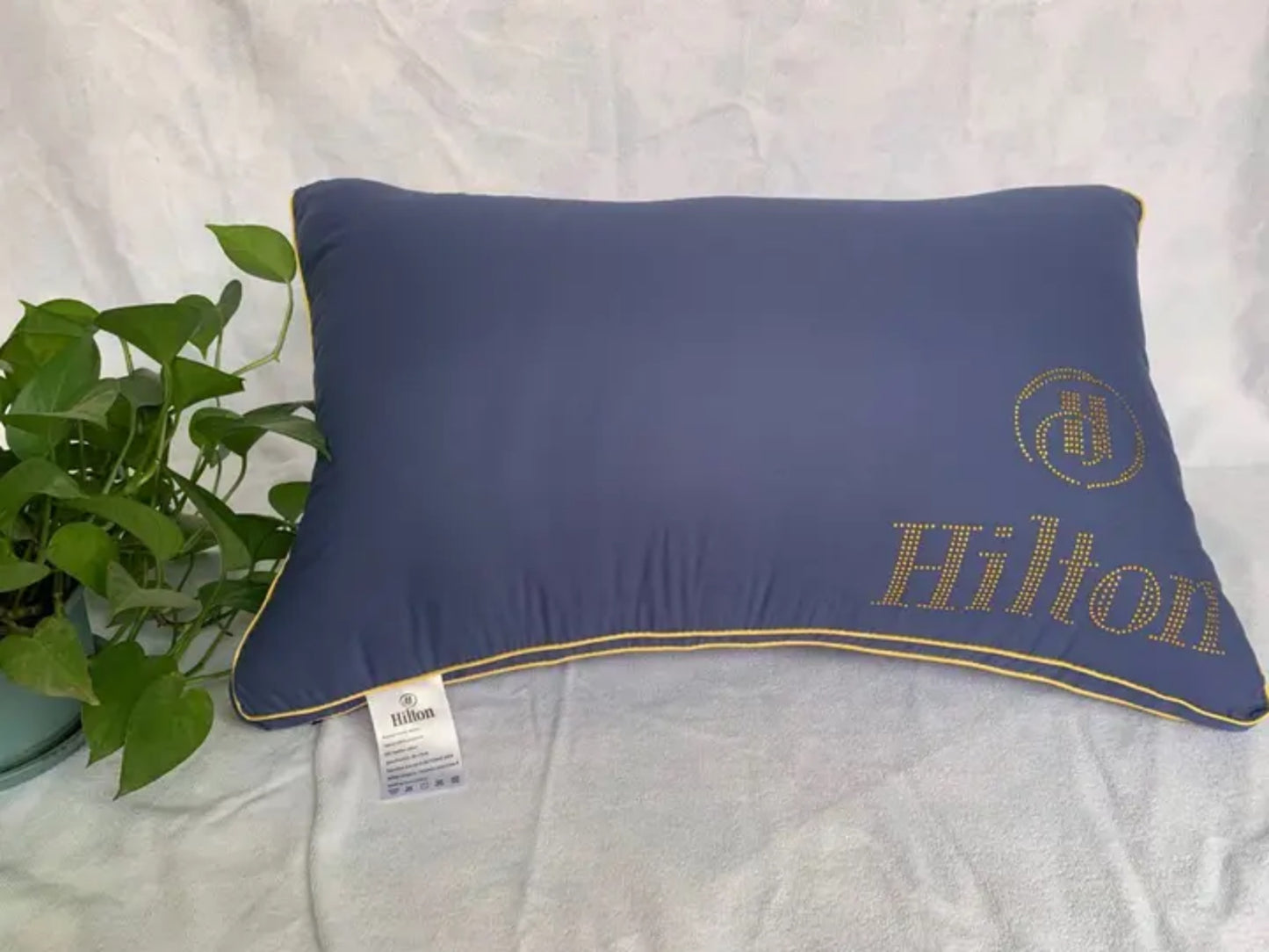 Original Hilton Pillow Buy 1 Take 1 (2PCS)
